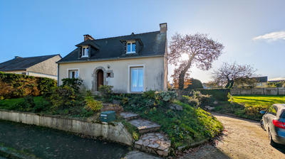 Maison - 103 m² - 5 pièces