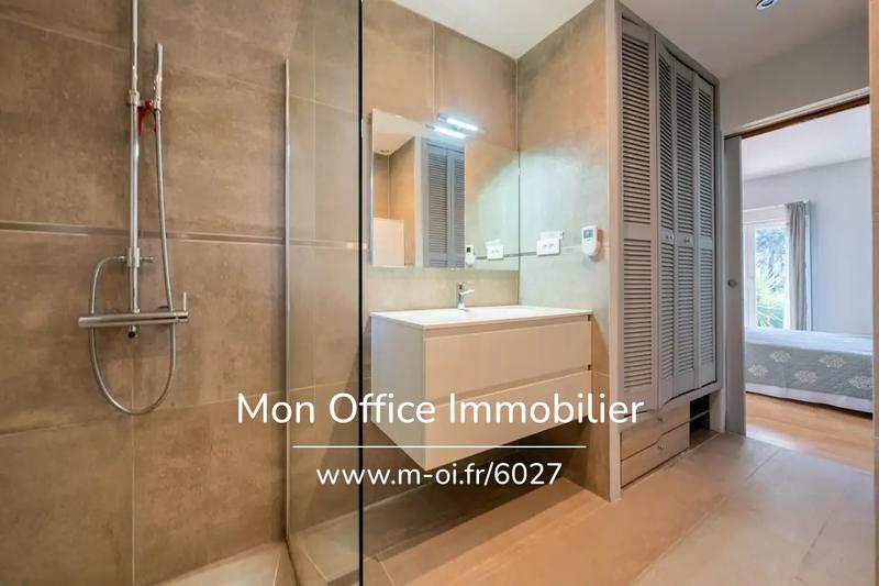 Maison - 212 m² - 5 pièces