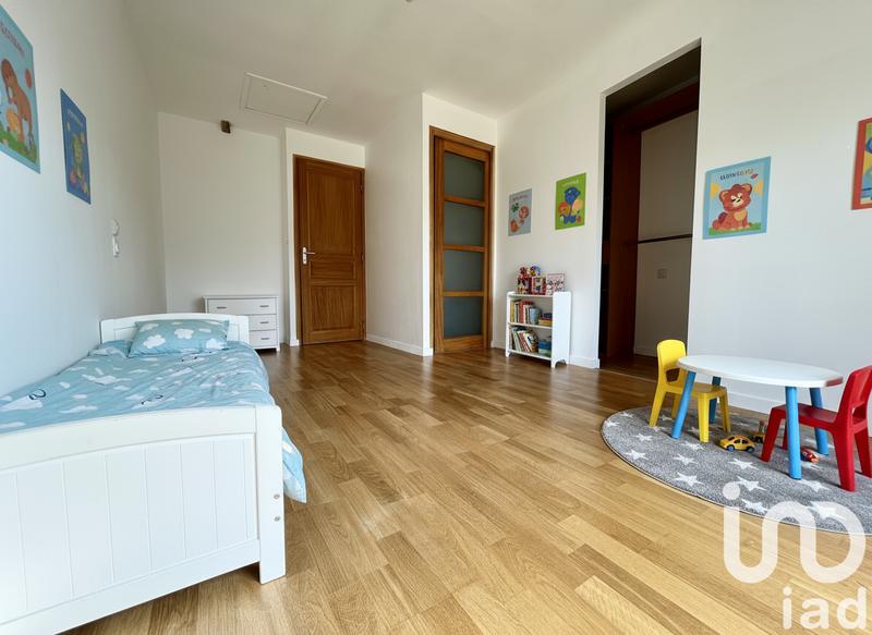 Maison - 206 m² - 8 pièces