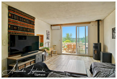 Maison - 177 m² - 7 pièces