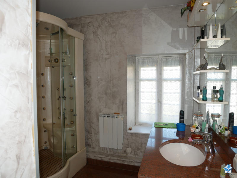 Viager - Maison ancienne - 125 m² - 7 pièces