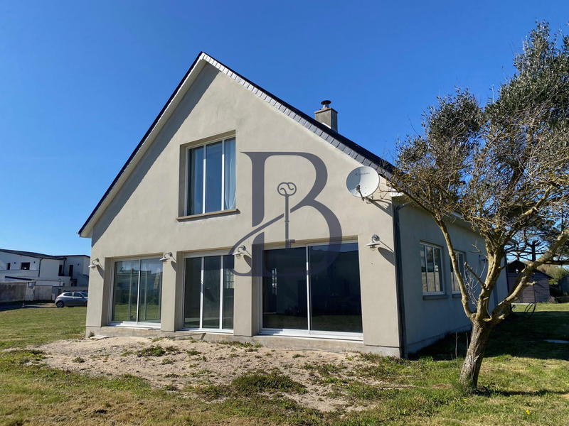 Maison - 195 m² - 8 pièces