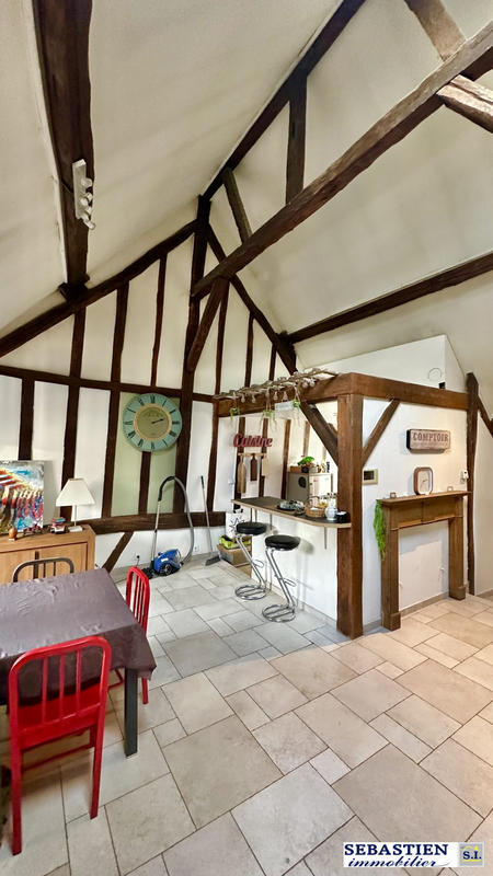 Appartement - 144 m² - 6 pièces