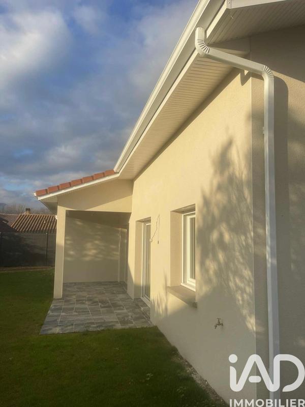 Maison - 104 m² - 4 pièces