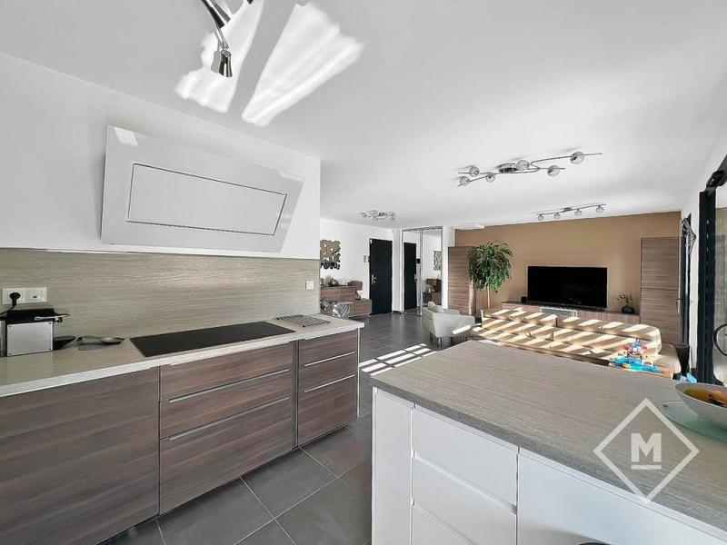 Maison - 94 m² - 4 pièces