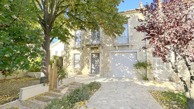 Maison - 180 m² - 5 pièces