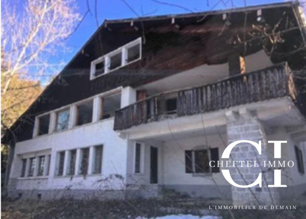 Maison ancienne - 592 m² - 20 pièces