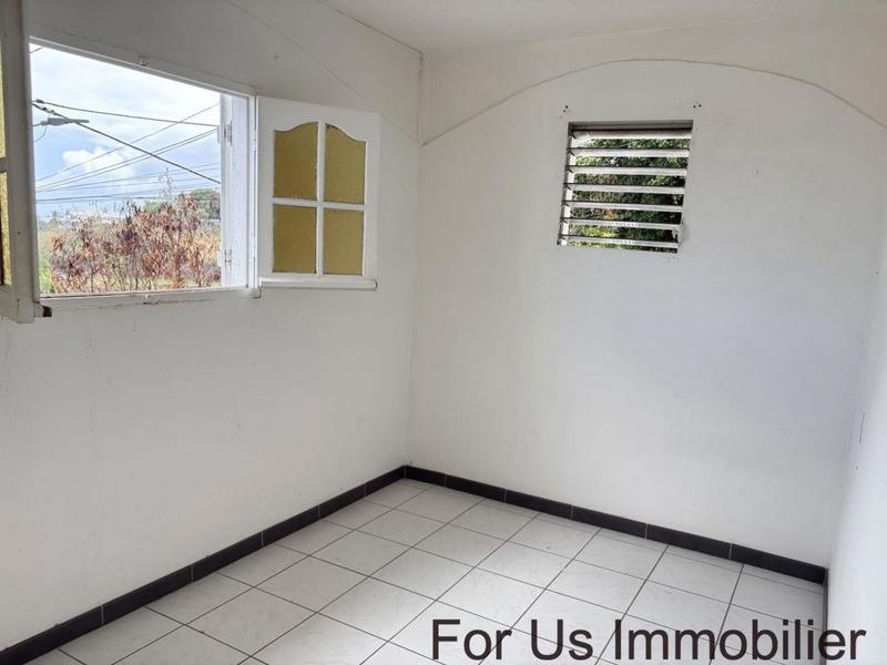 Maison - 215 m² - 7 pièces