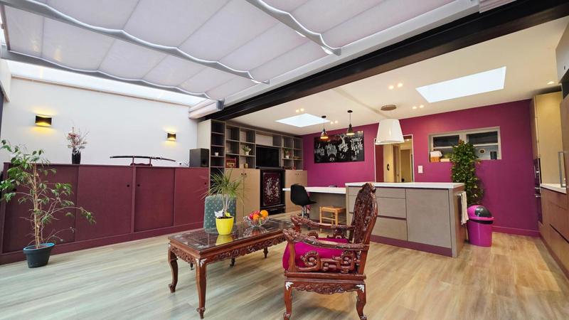 Maison - 136 m² - 5 pièces