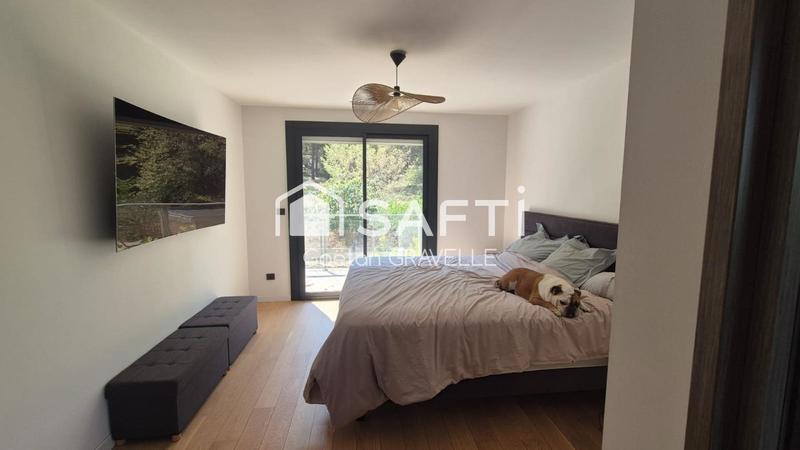 Maison - 192 m² - 5 pièces