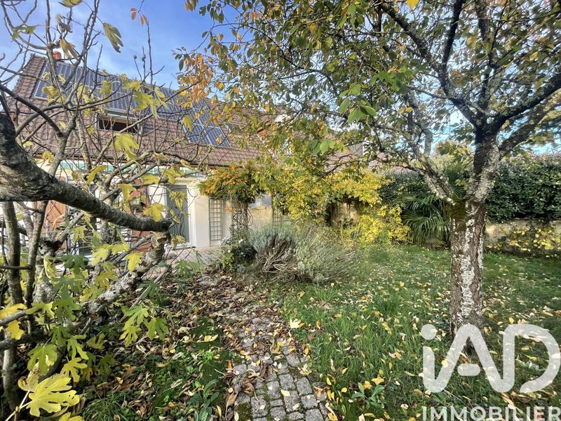 Maison - 140 m² - 5 pièces