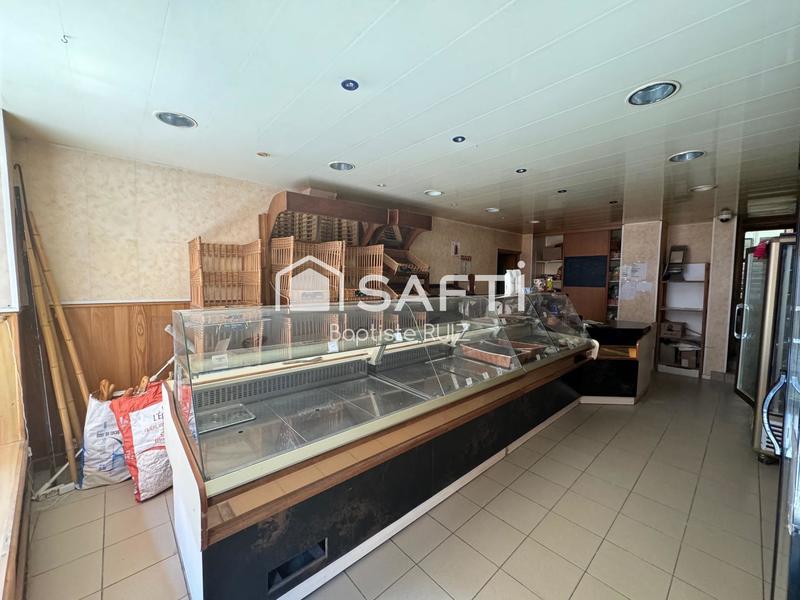 Maison - 458 m² - 18 pièces