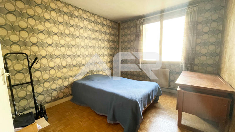 Appartement - 80 m² - 4 pièces