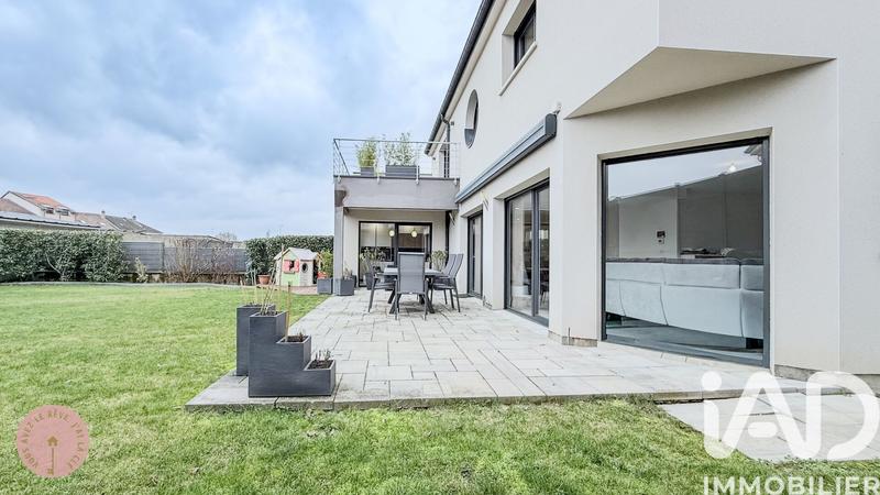 Maison - 175 m² - 6 pièces