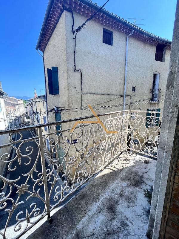 Maison de village - 260 m² - 11 pièces