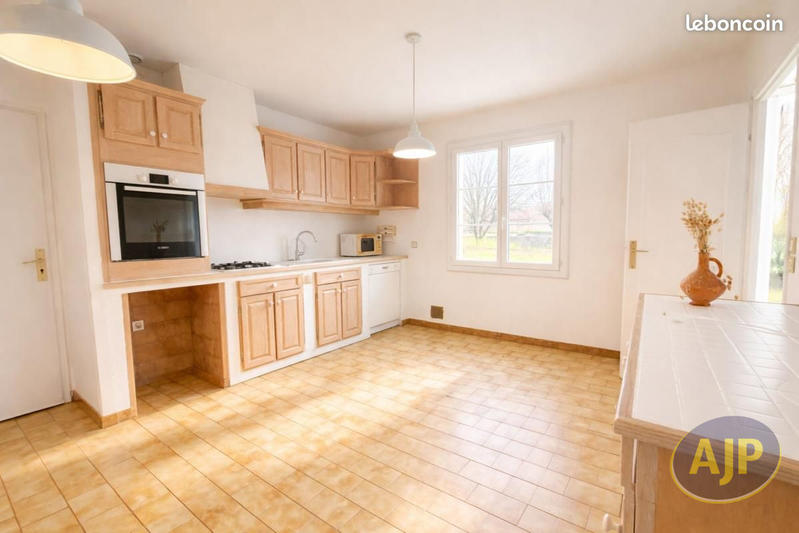 Maison - 120 m² - 5 pièces