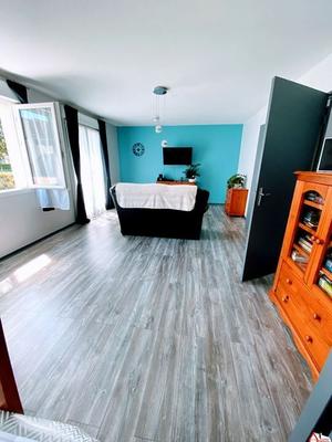 Appartement - 103 m² - 5 pièces