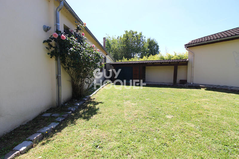 Maison - 95 m² - 5 pièces