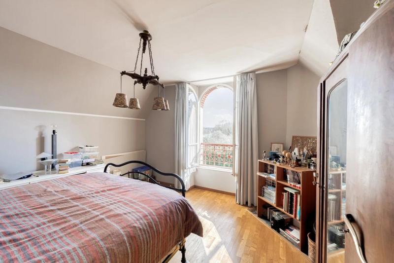 Maison de maîtres - 246 m² - 10 pièces