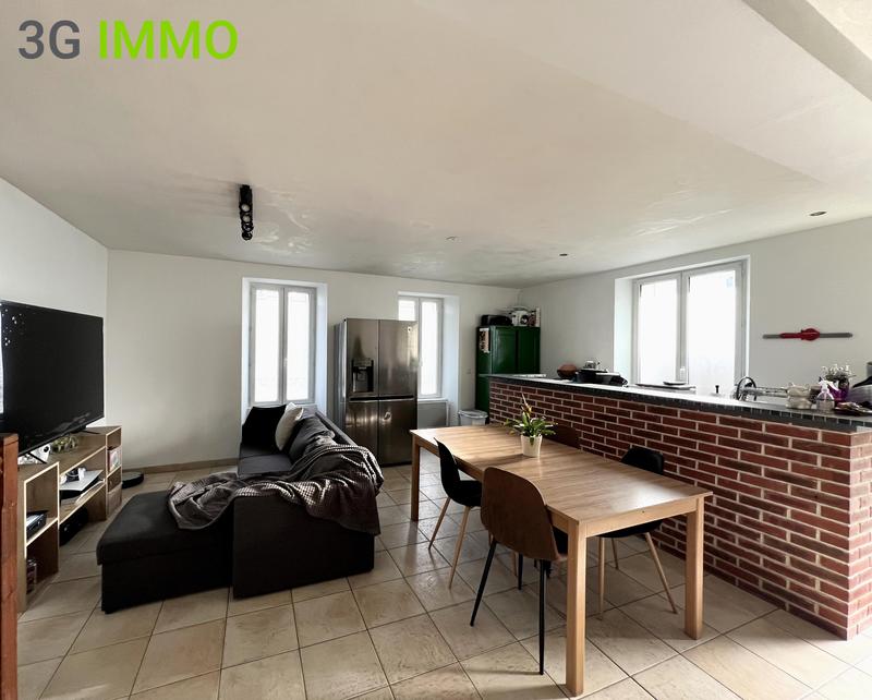 Maison en pierre - 92 m² - 4 pièces