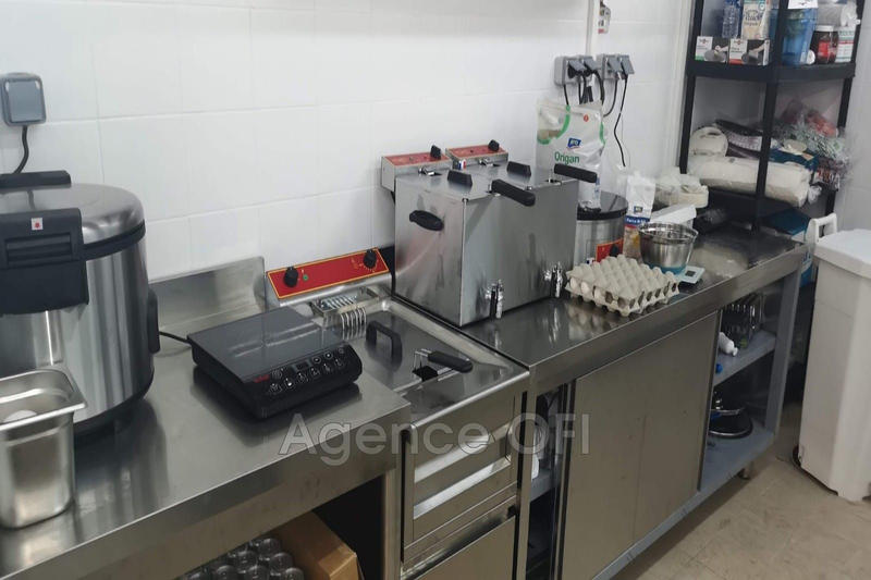 Fonds de commerce - Magasins - 100 m²