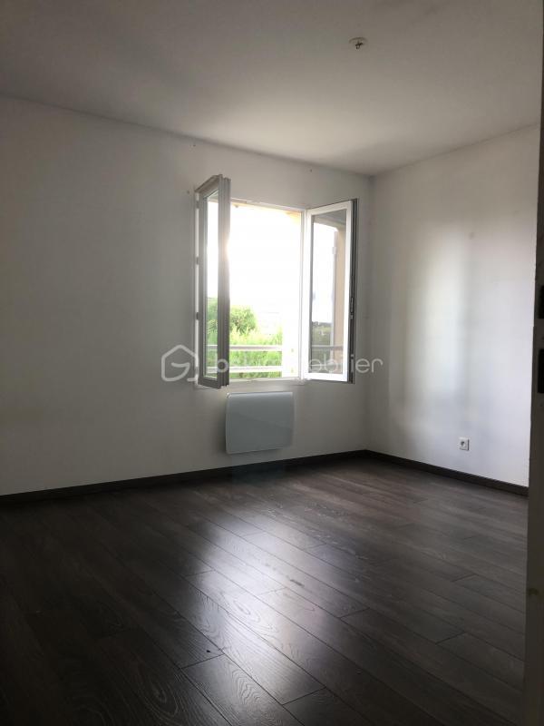 Maison traditionnelle - 93 m² - 6 pièces