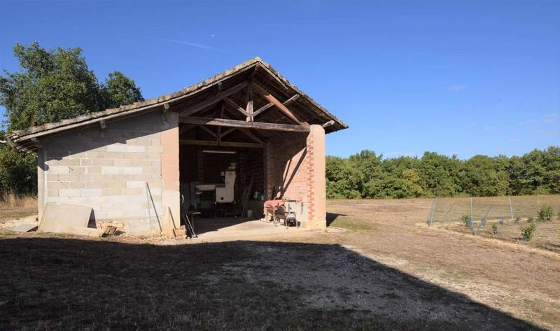 Corps de ferme - 800 m² - 8 pièces