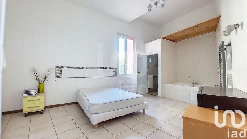 Maison - 230 m² - 5 pièces