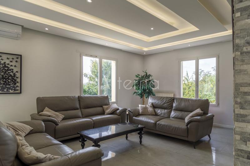 Maison - 262 m² - 11 pièces