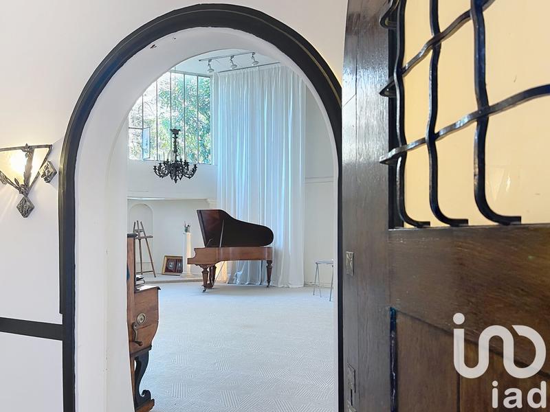 Appartement - 204 m² - 6 pièces