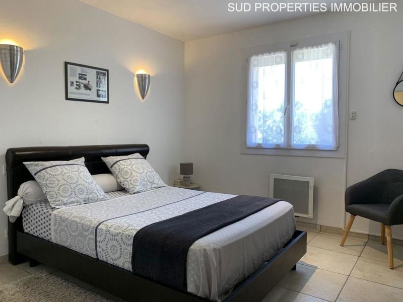 Propriété - 200 m² - 7 pièces