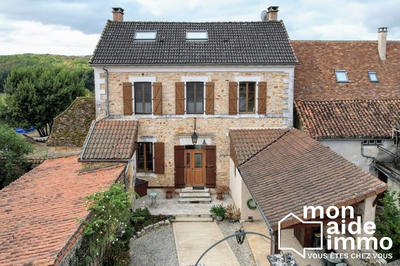 Maison - 120 m² - 6 pièces