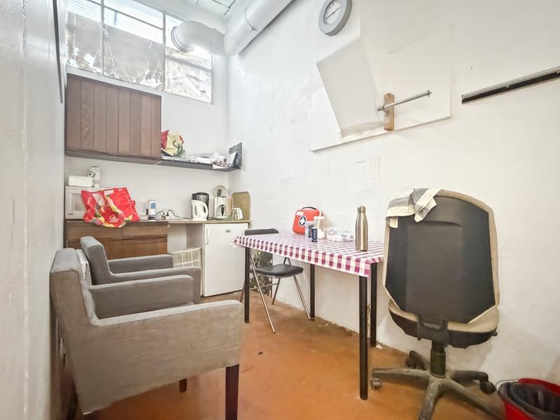 Local d'activité / Entrepôt - 362 m² - 3 pièces