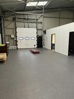 Local d'activité / Entrepôt - 500 m²