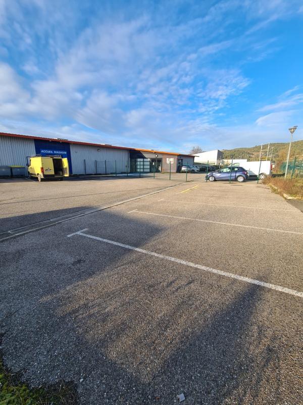 Atelier d'activités - 500 m²