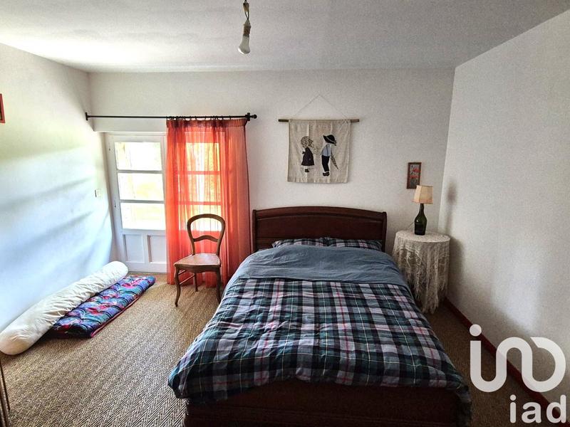 Maison - 234 m² - 8 pièces