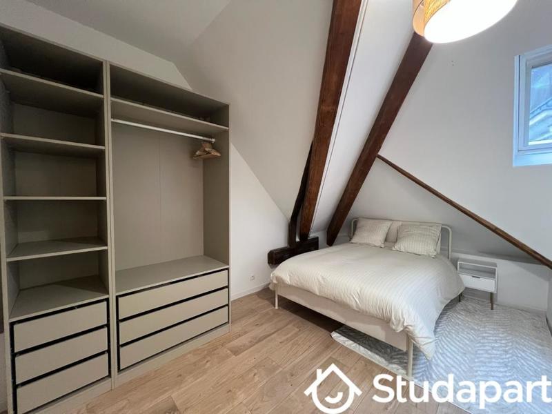 Chambre - 12 m² - 1 pièce