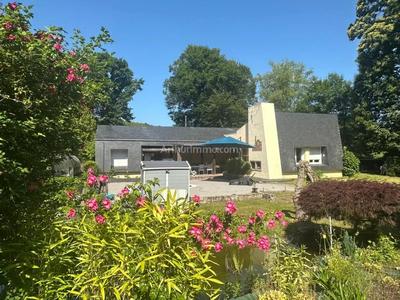 Maison - 121 m² - 5 pièces