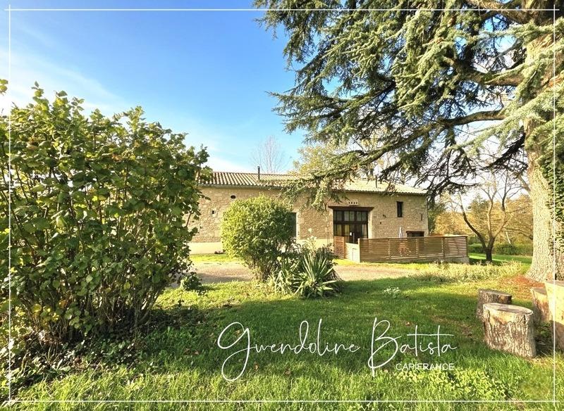 Propriété - 415 m² - 15 pièces