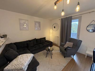 Appartement - 90 m² - 4 pièces