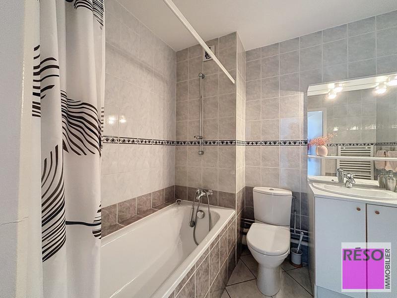 Appartement - 93 m² - 3 pièces