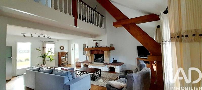 Maison - 160 m² - 7 pièces