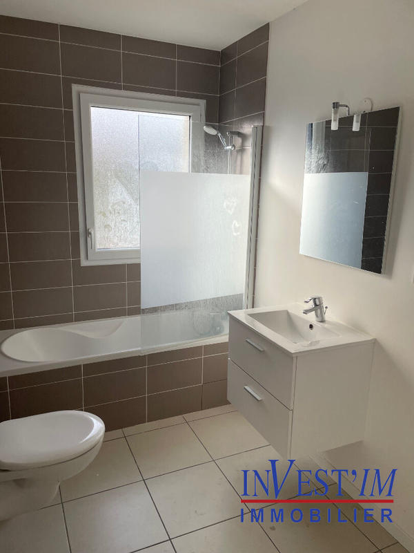 Maison - 95 m² - 4 pièces