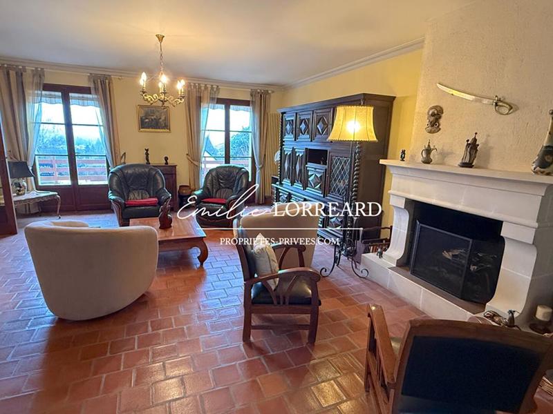 Maison - 143 m² - 6 pièces