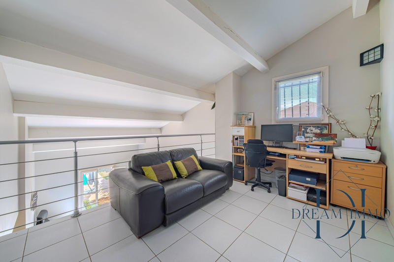 Maison - 142 m² - 5 pièces