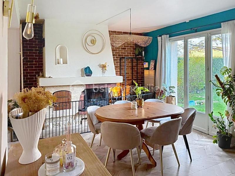 Pavillon - 147 m² - 8 pièces