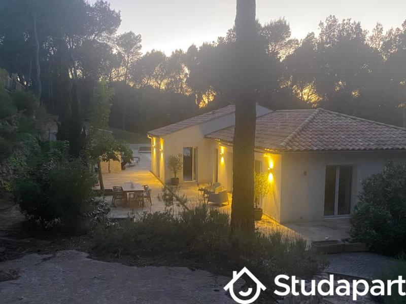 Chambre - 16 m² - 1 pièce