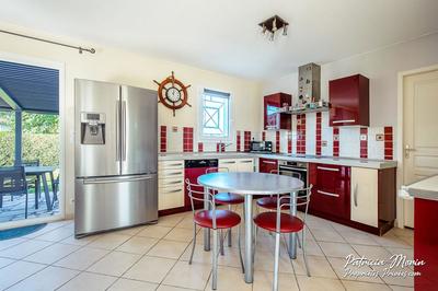 Maison - 112 m² - 4 pièces