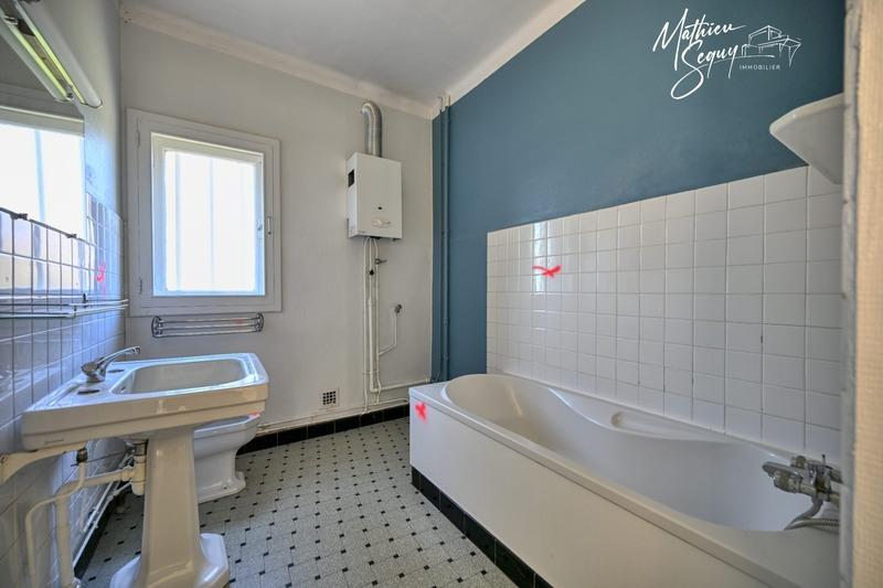 Appartement - 111 m² - 5 pièces