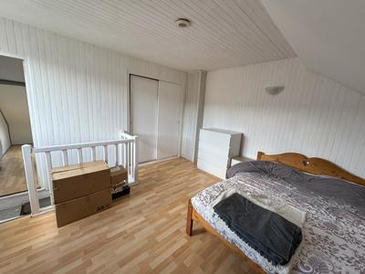 Maison - 94 m² - 6 pièces